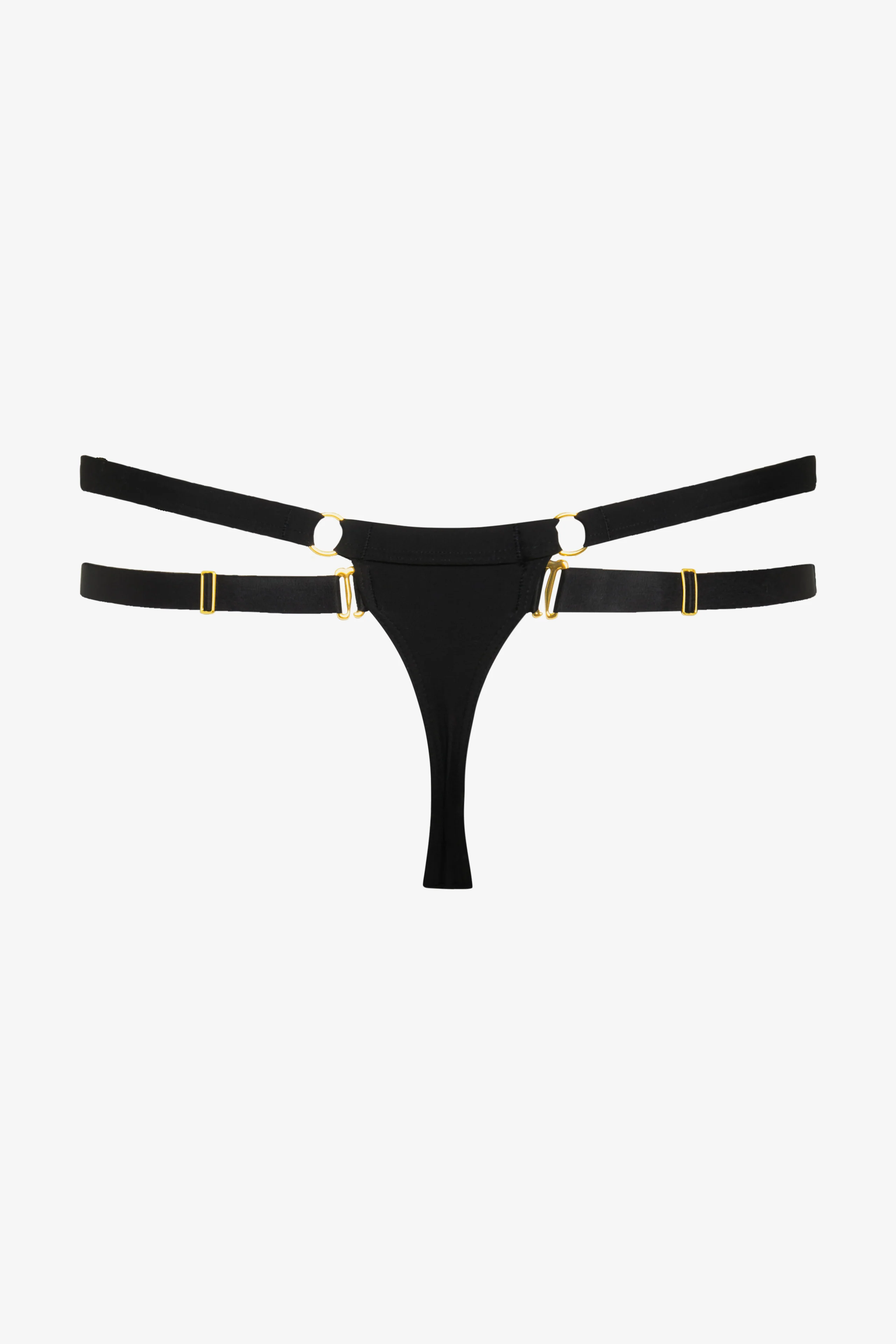 String - Fatale - Image 3