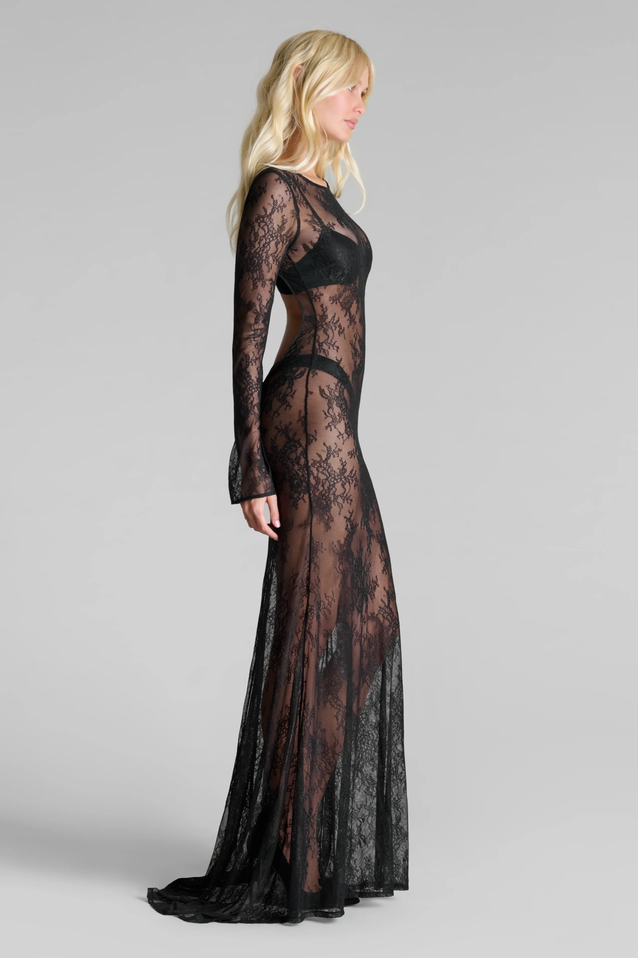 030 Robe longue dentelle dos nu - Le Vestiaire - Image 7