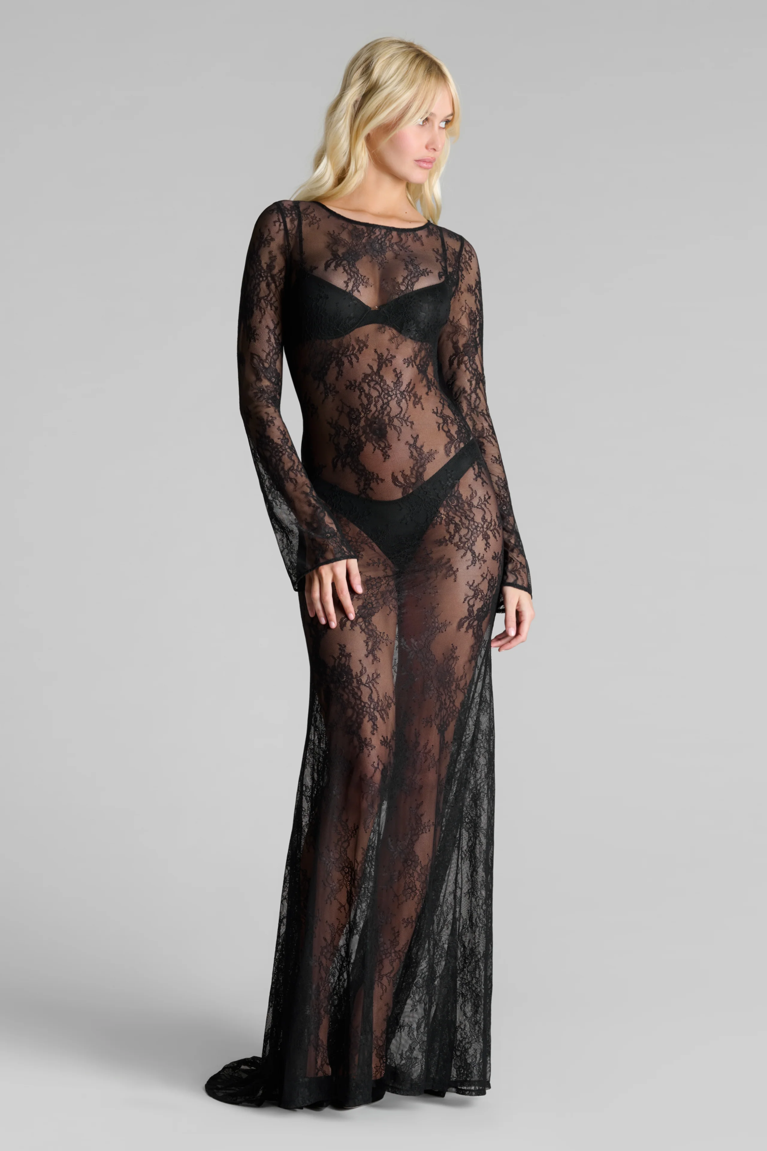 030 Robe longue dentelle dos nu - Le Vestiaire - Image 8