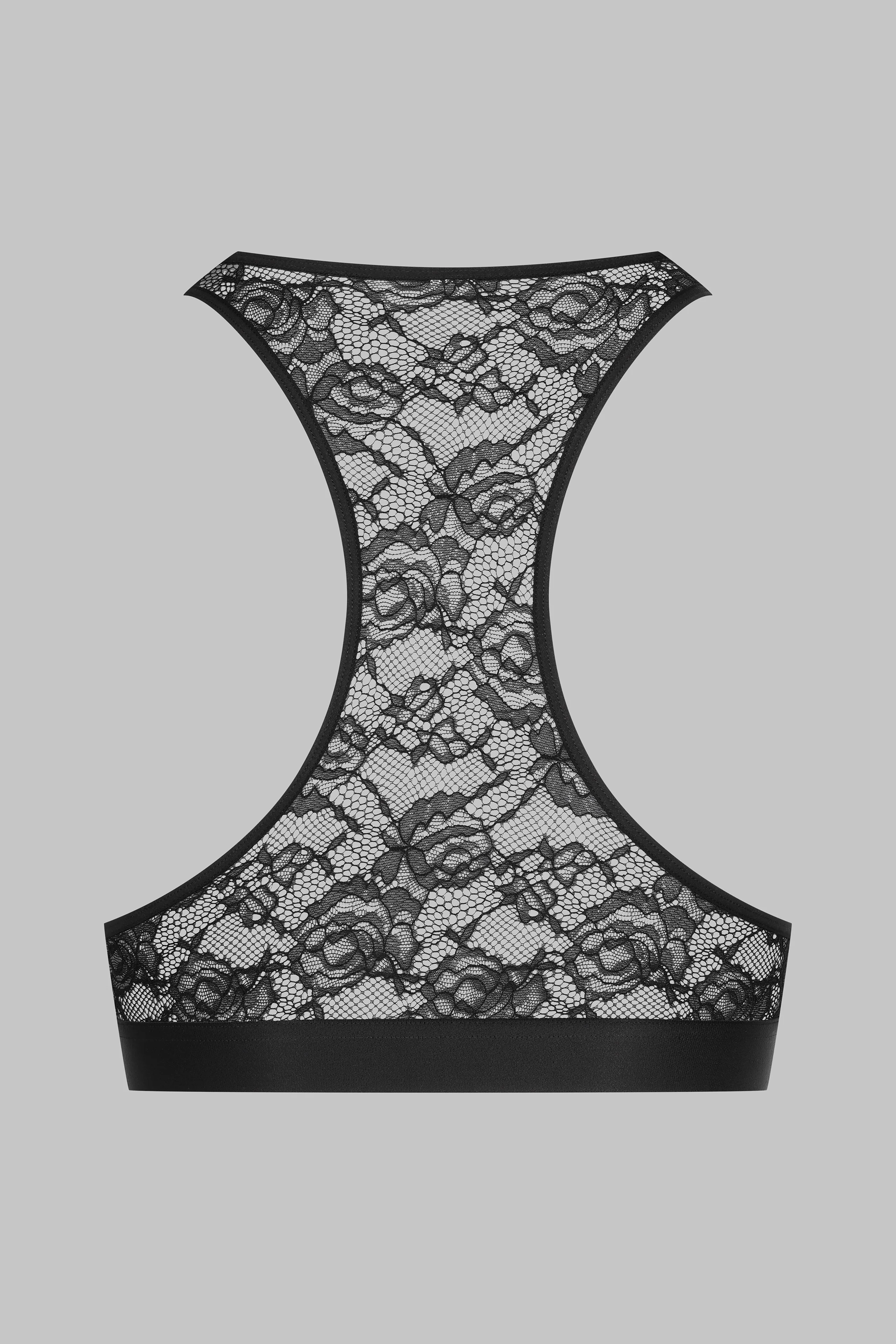 Brassière - Flashback - Image 3